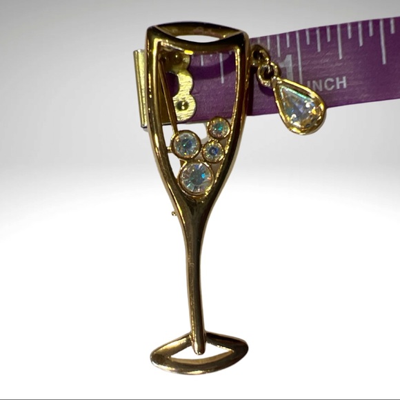 Lianna, Inc. marked ©LIA Champagne Glass Brooch with Rhinestone Bubbles - Picture 7 of 9